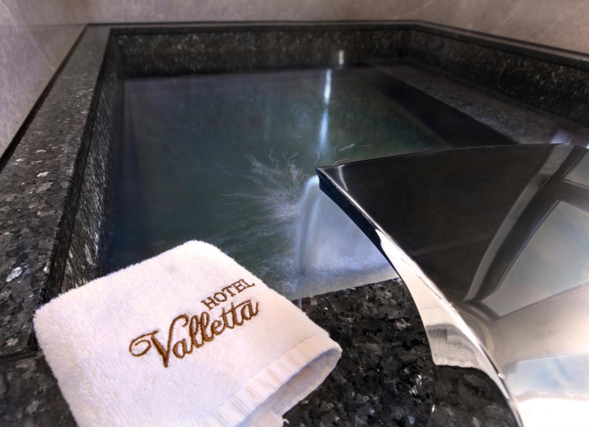 Hotel Valletta Jiaoxi Luaran gambar
